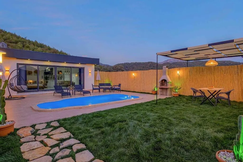 Villa Balayi Villasi, Havuzlu Jakuzili Fethiye Türkei